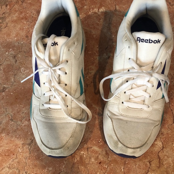 Womens white REEBOK SNEAKERS SIZE 9.5 - Picture 3 of 9